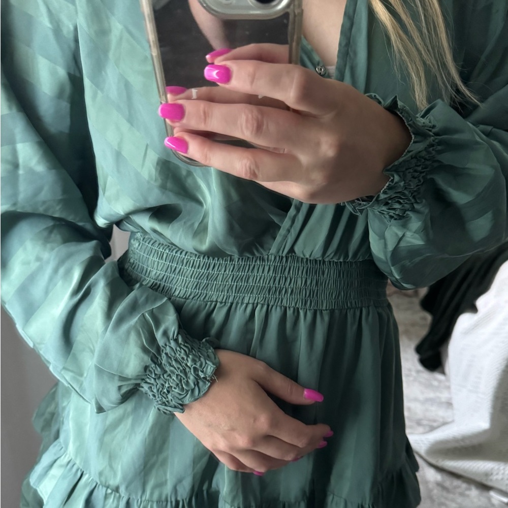 Elegant Green Stripe Ruffle Summer Spring Dress - Picture 6 of 13